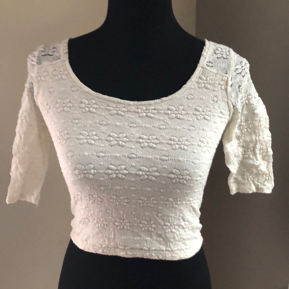 Hollister crop top